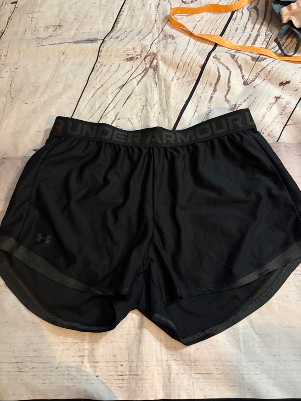 Under Armour Black Women's Athletic Performance Shorts LG